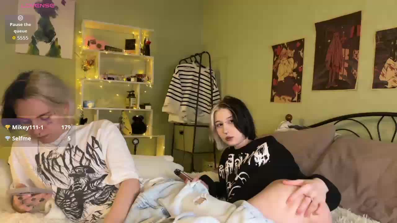 VeryRareTwins Adult Chat October 17, 2025