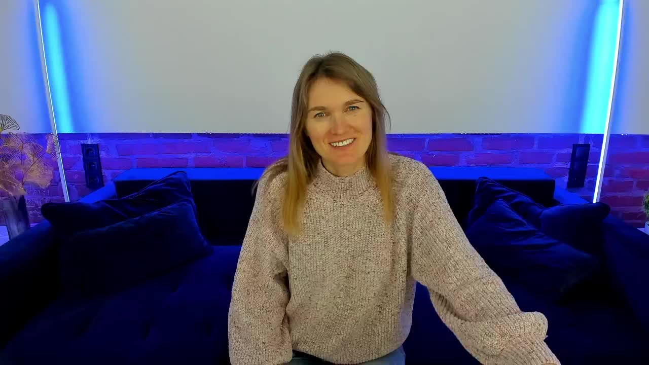 Annabel-xxx Adult Chat October 17, 2025