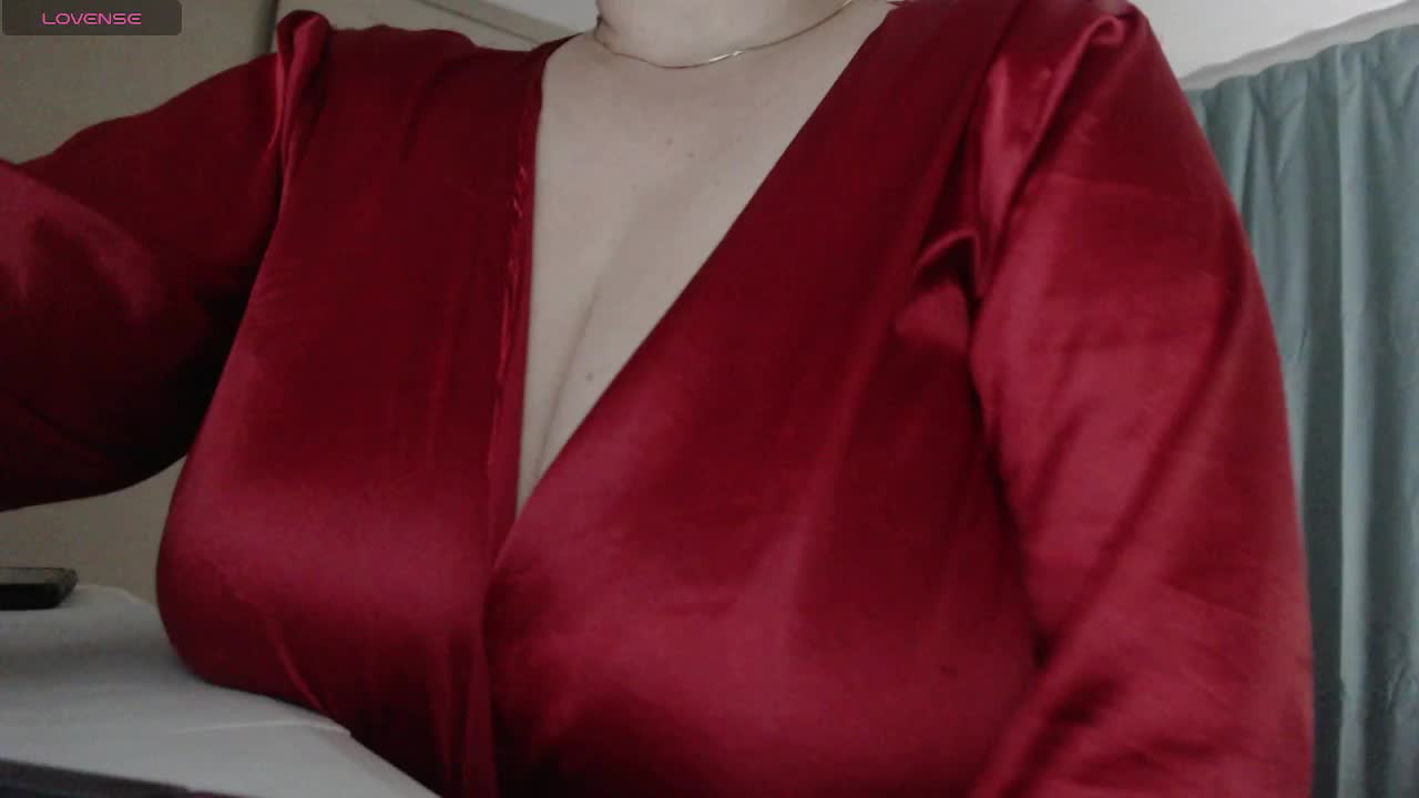 naturalmoommy Adult Chat October 17, 2025