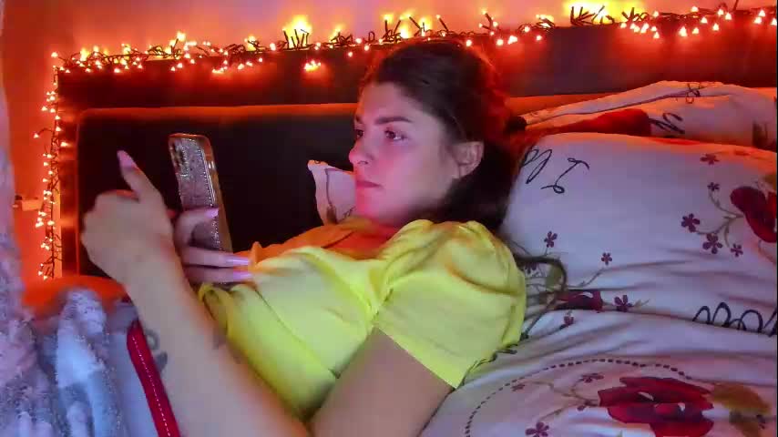 _just_a_simple_girl Adult Chat October 17, 2025