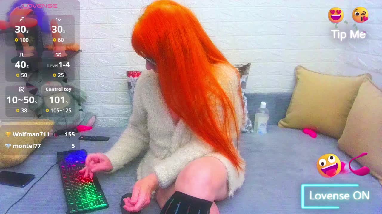 FoxyMature Adult Chat October 17, 2025