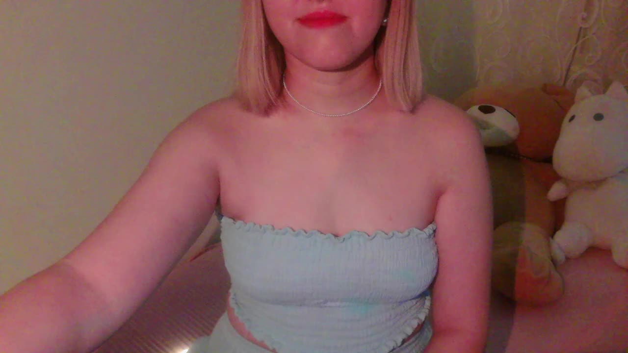 -Sweet-smile- Adult Chat October 19, 2025