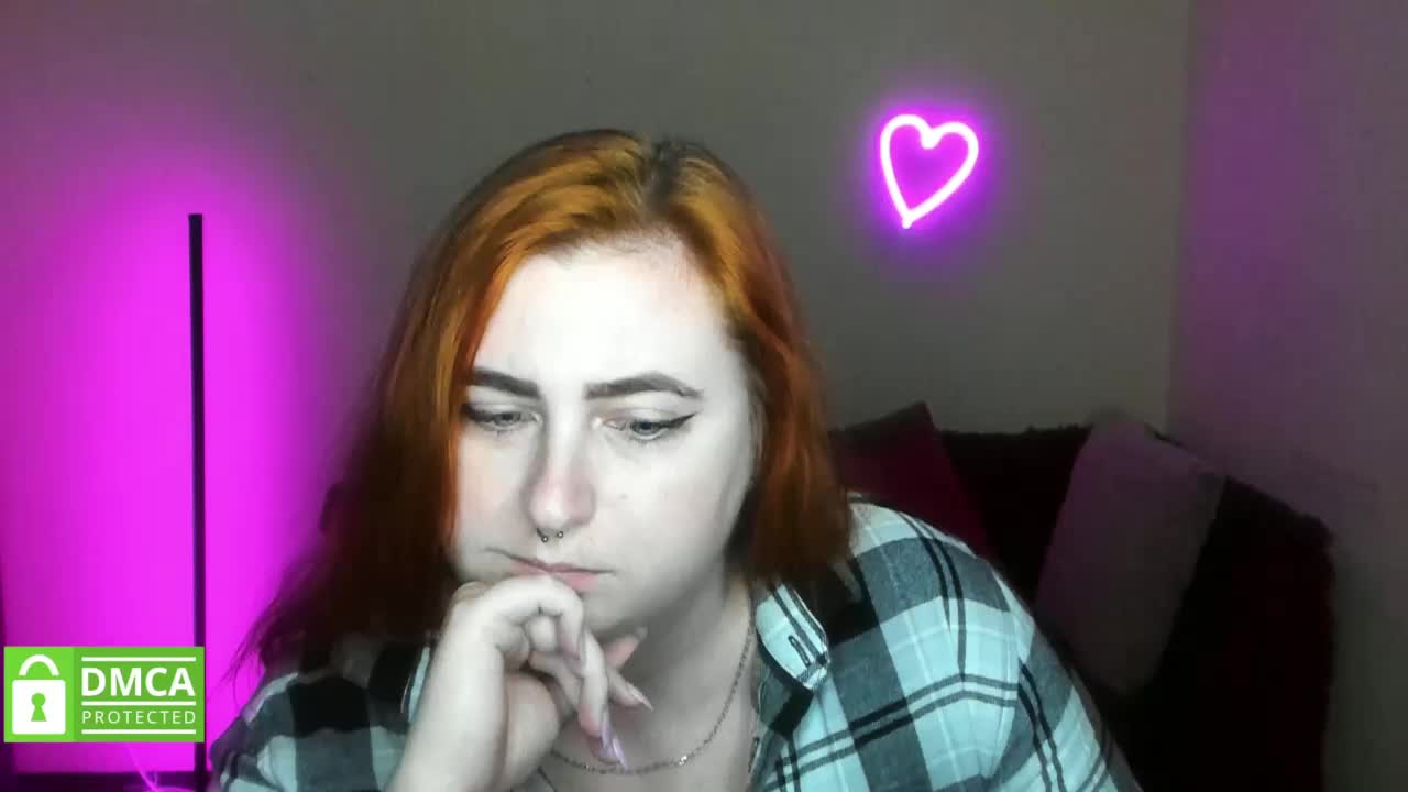 Aliciaredluv Adult Chat October 24, 2025