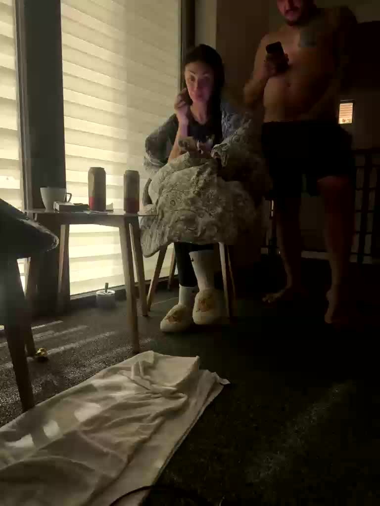 Sexy3couple Adult Chat October 23, 2025