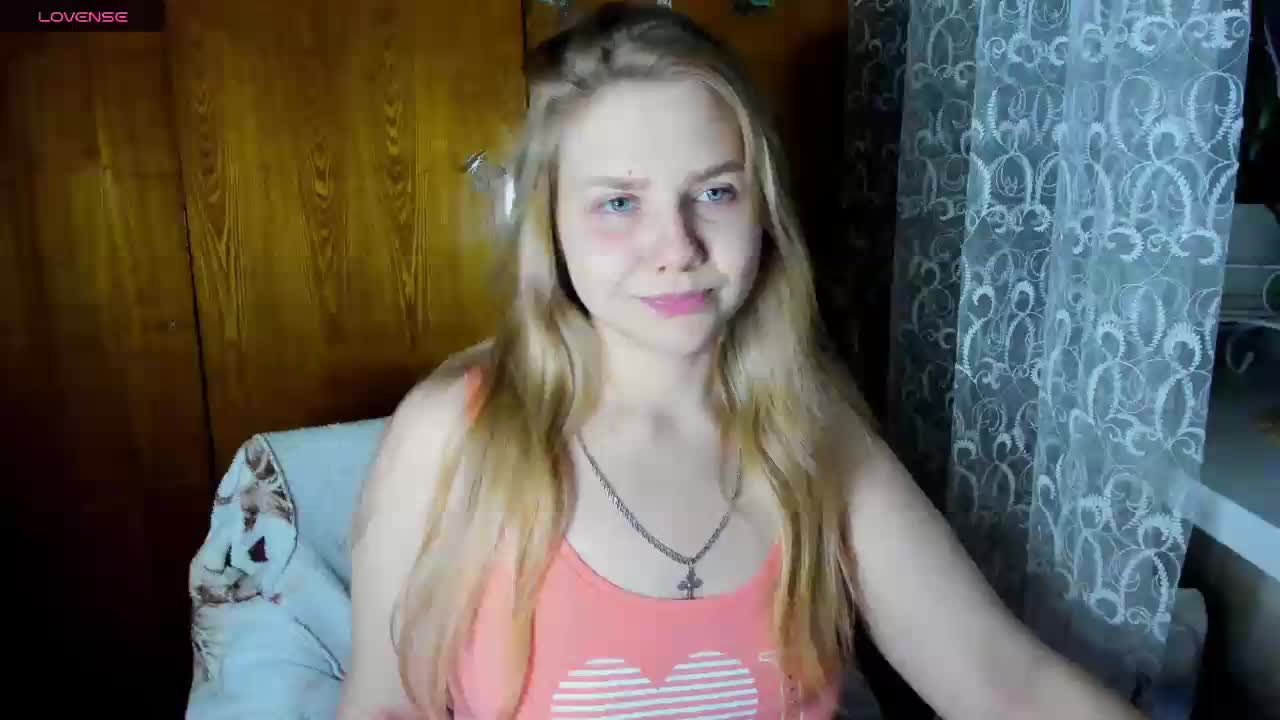 Emma-Frizea Adult Chat October 28, 2025