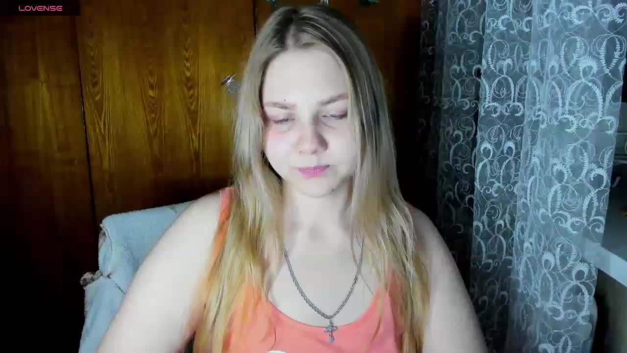 Emma-Frizea Adult Chat October 28, 2025