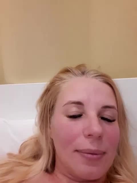 -nelya- Adult Chat October 24, 2025