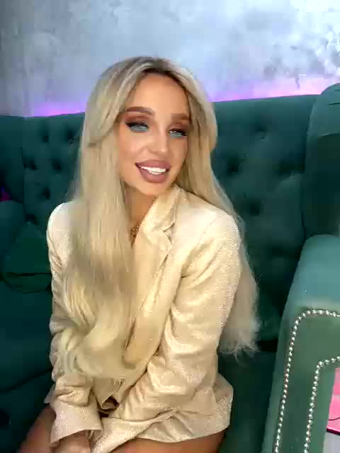 Darina_ Adult Chat October 18, 2025