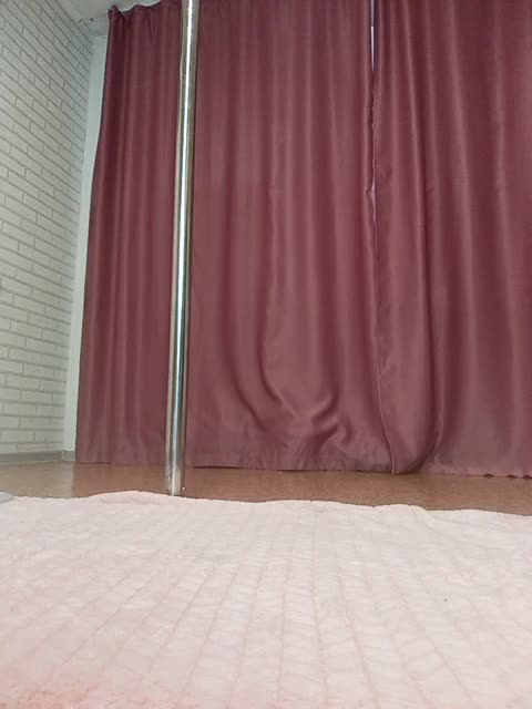 RedFox9595 Adult Chat October 20, 2025