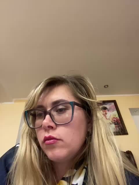 Elegant00Girl Adult Chat October 28, 2025