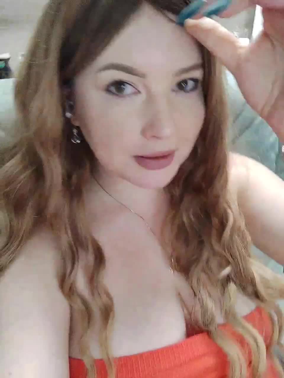 Katniss_K Adult Chat October 22, 2025