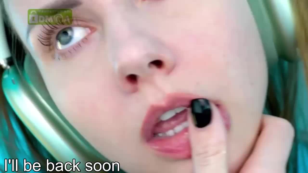 VikkiExtraCheese Adult Chat October 17, 2025