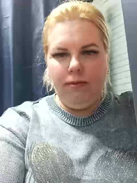 blondy_girl1499 Adult Chat October 22, 2025