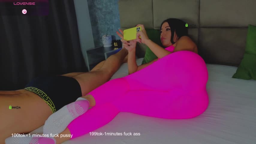 -Criss__Alex-__ Adult Chat October 23, 2025