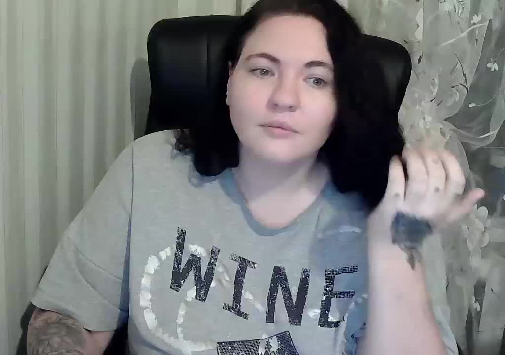 XLisaBlueX Adult Chat October 24, 2025