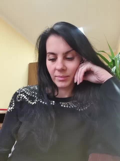 -France- Adult Chat October 21, 2025
