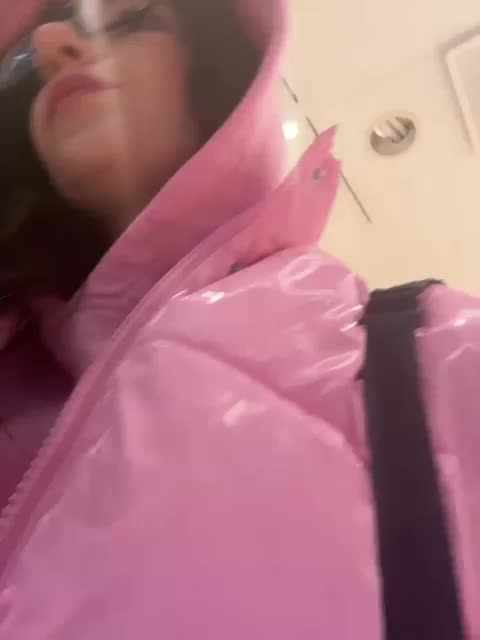 Kris_Lil Adult Chat October 22, 2025