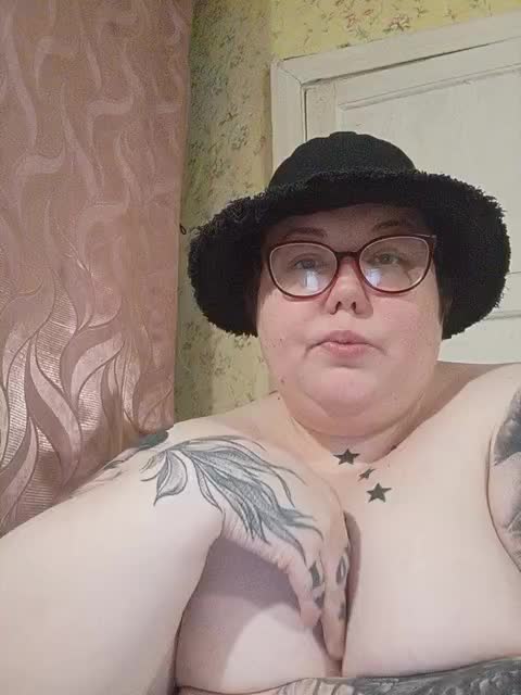 Svetlanka86 Adult Chat October 20, 2025