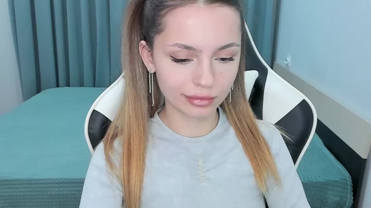 EmiMe Adult Chat October 24, 2025