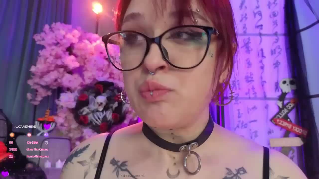 HotMilena Adult Chat October 28, 2025