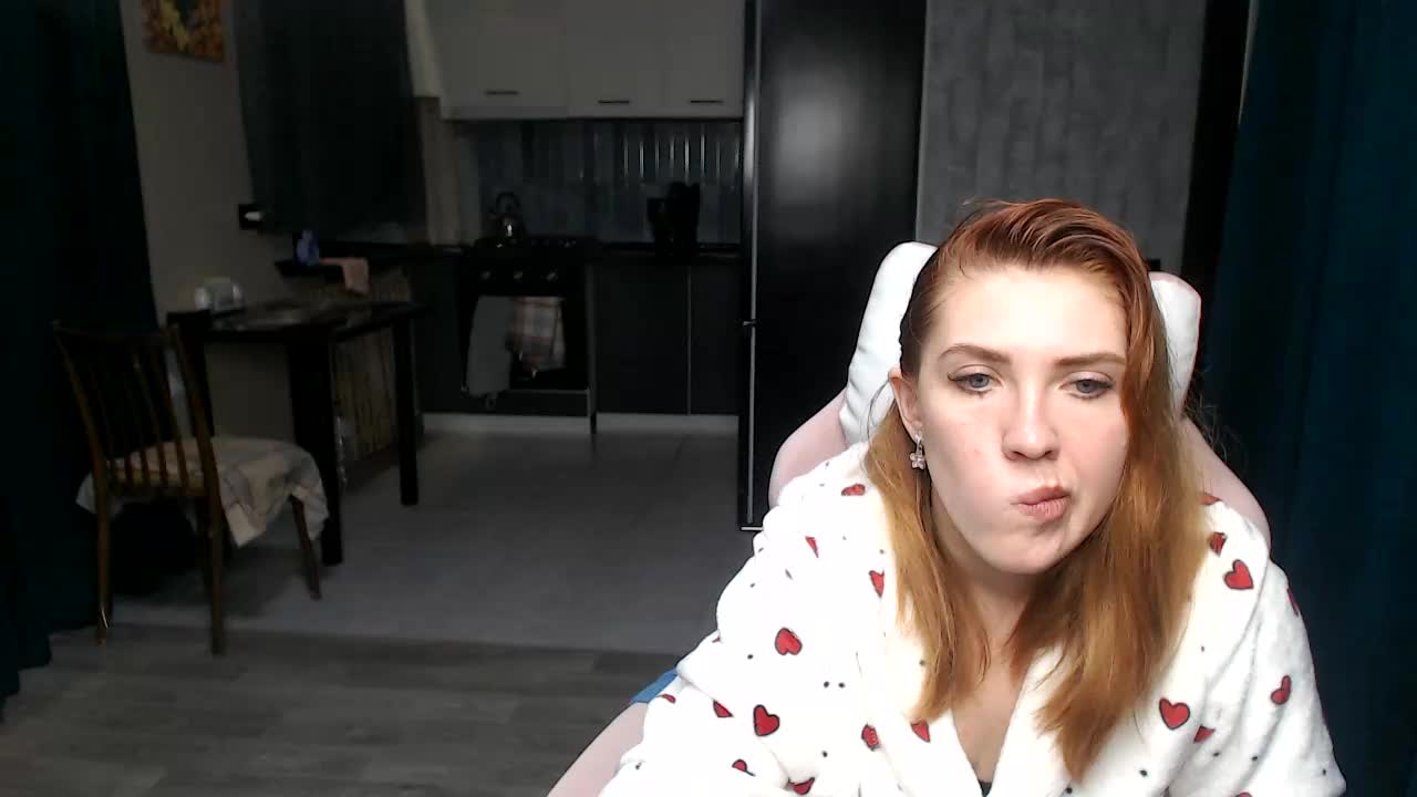 Regimasmile Adult Chat October 21, 2025