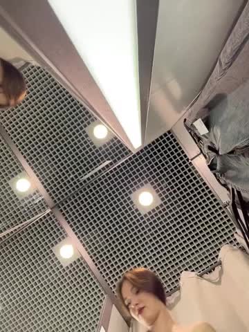 OlivkaVif Adult Chat October 22, 2025