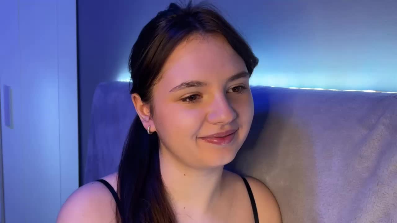 AlisaRichGold Adult Chat October 21, 2025