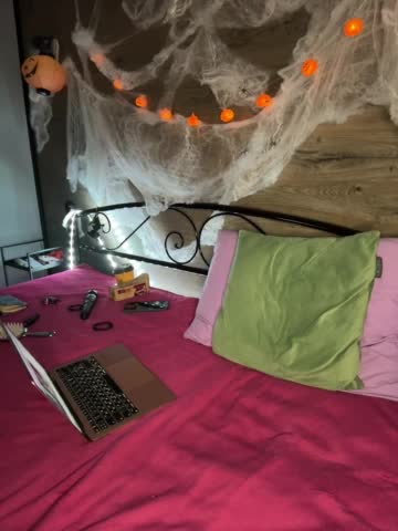 Leyla-kavkaz Adult Chat October 24, 2025