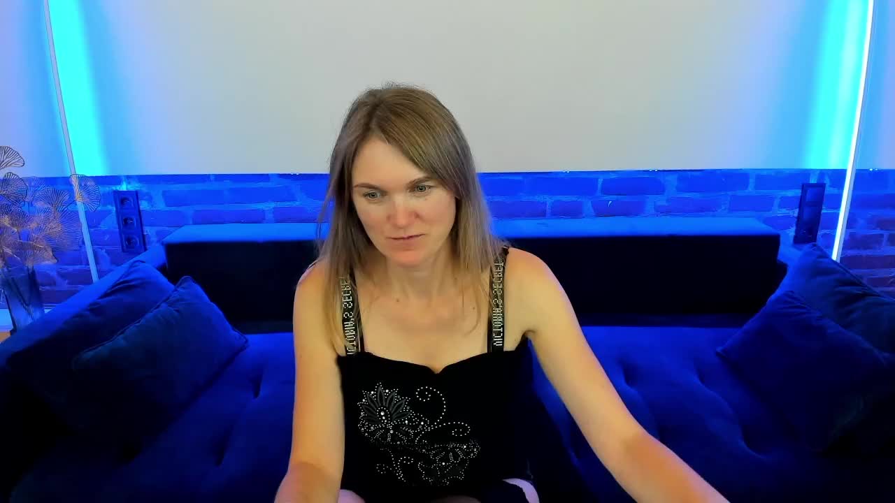 Annabel-xxx Adult Chat October 24, 2025