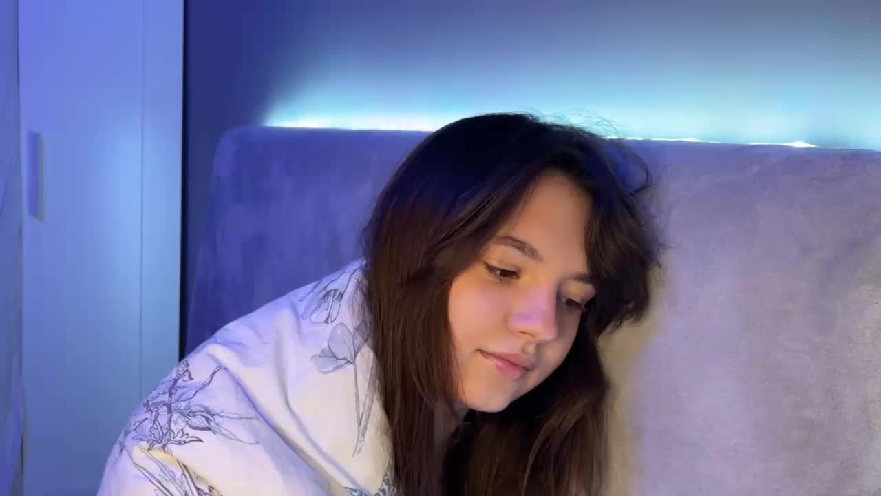 AlisaRichGold Adult Chat October 21, 2025