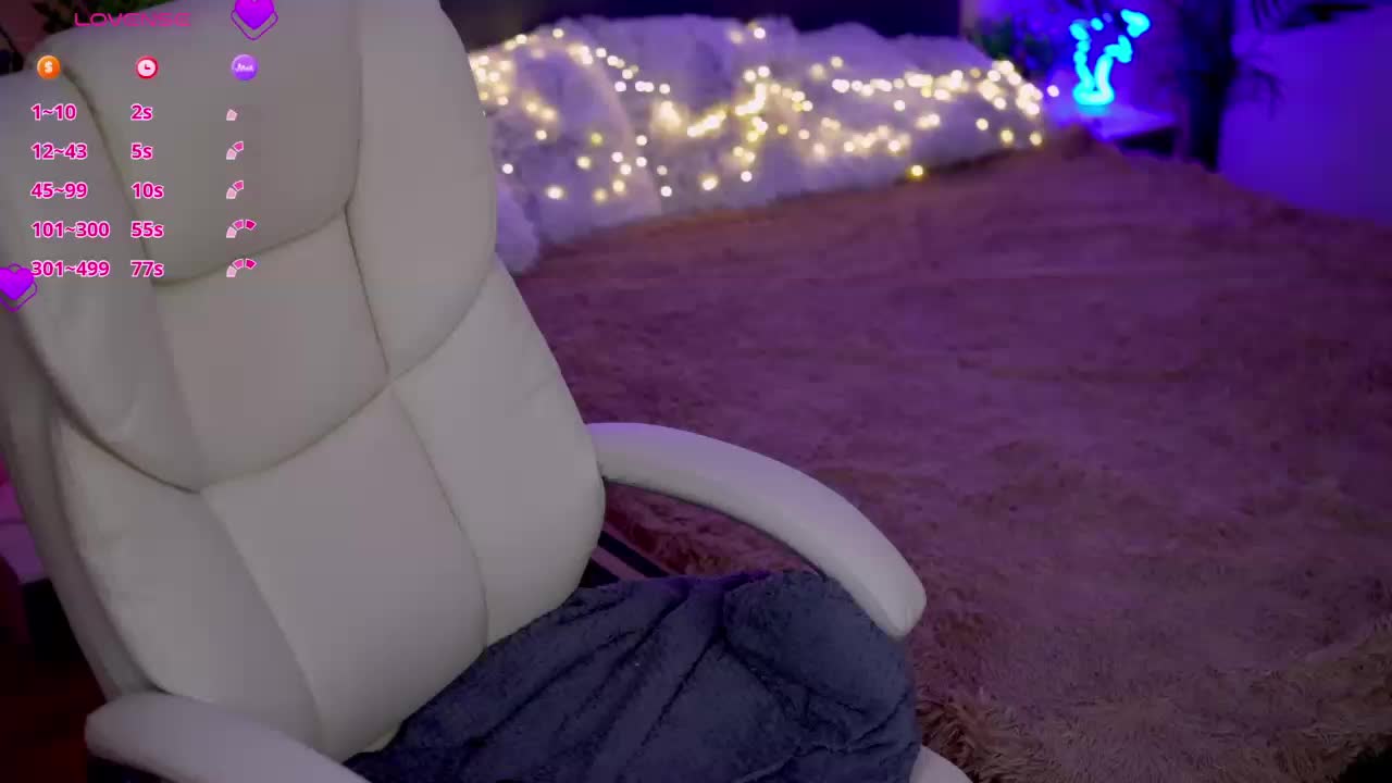 SilverrMoon Adult Chat October 19, 2025