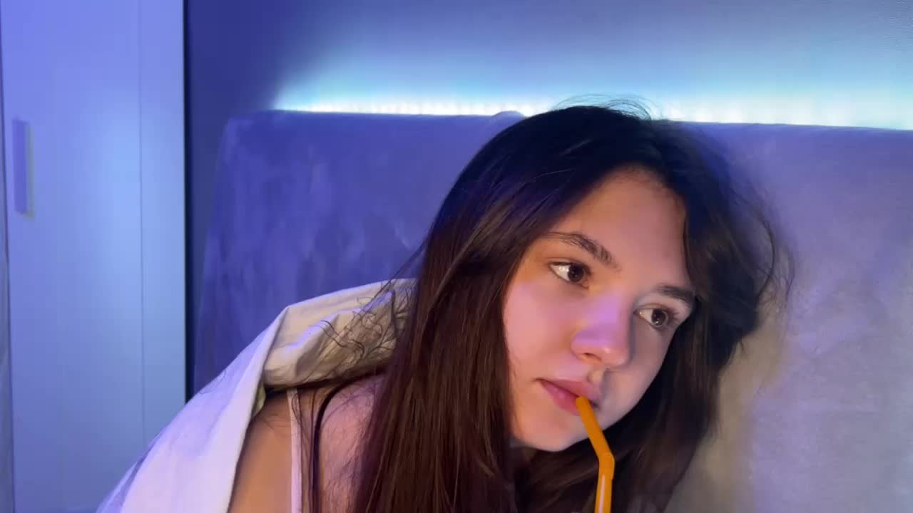 AlisaRichGold Adult Chat October 20, 2025