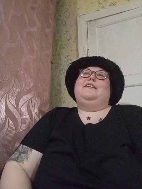 Svetlanka86 Adult Chat October 24, 2025