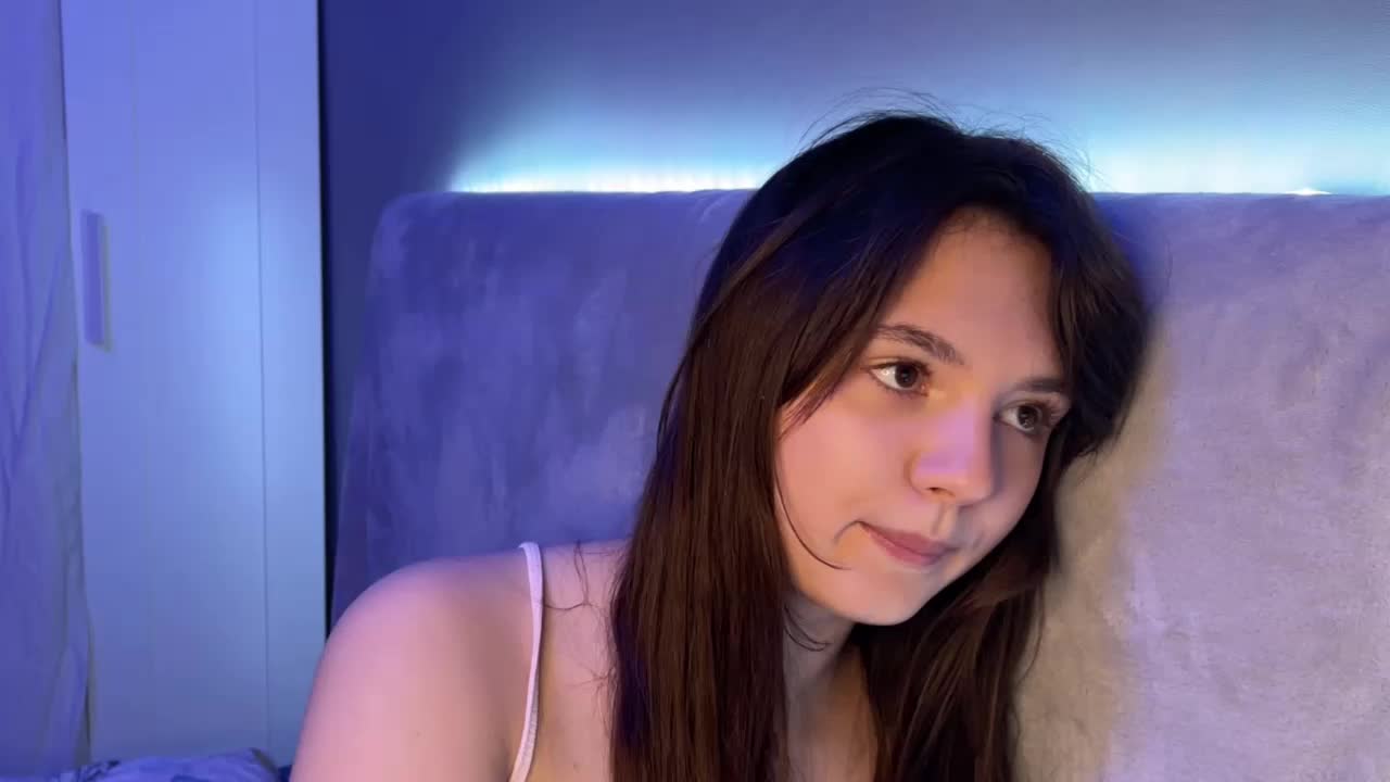 AlisaRichGold Adult Chat October 21, 2025