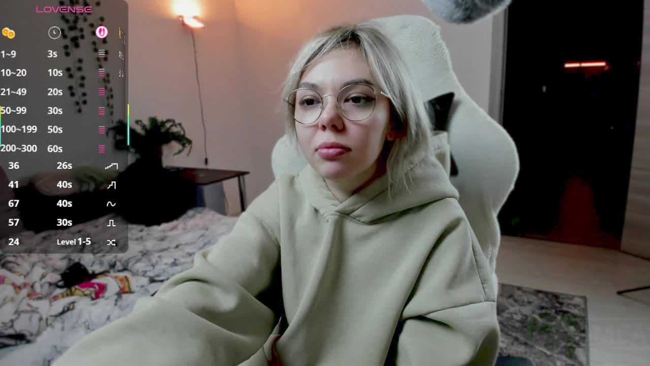 AnyaTaylorJoy_ Adult Chat October 17, 2025