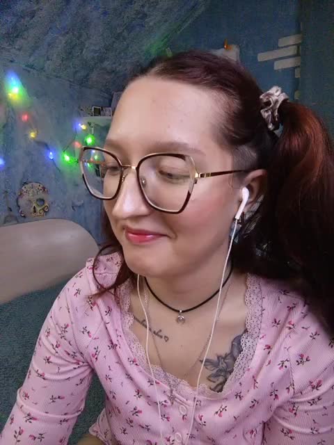 Mari_Gold Adult Chat October 30, 2025