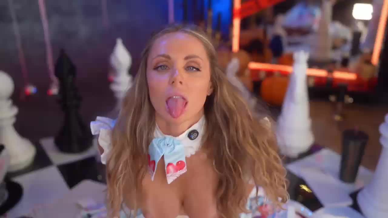 EvaFashionista Adult Chat October 30, 2025