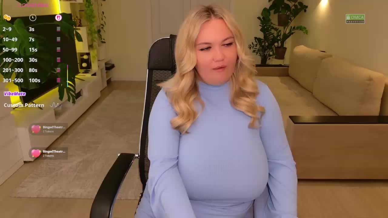 Sunshinee-S Adult Chat October 31, 2025