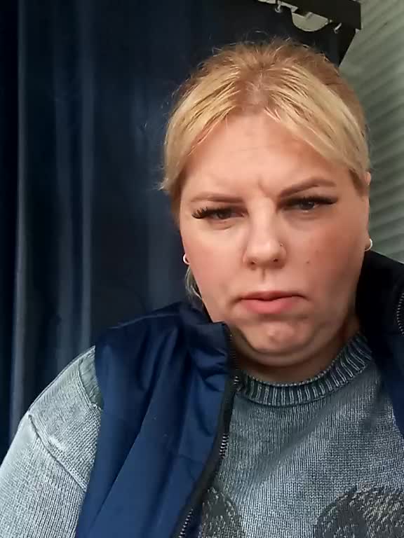 blondy_girl1499 Adult Chat October 29, 2025