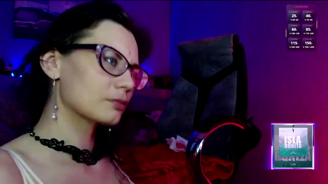 analiMilana Adult Chat October 30, 2025