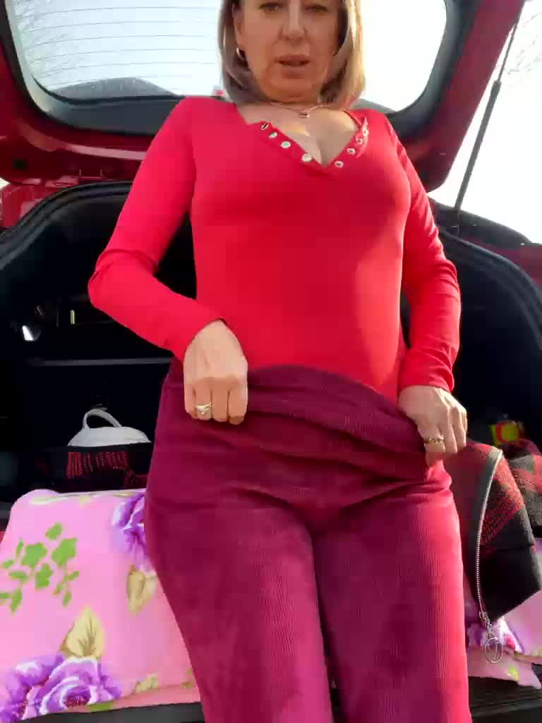 Milena-MilfaXXX Adult Chat October 30, 2025