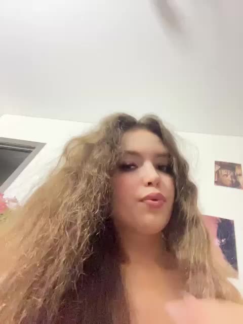 YourLadyyy Adult Chat October 30, 2025