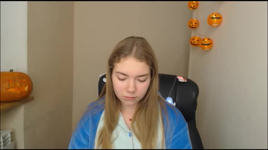 zoey_deuttch Adult Chat October 31, 2025