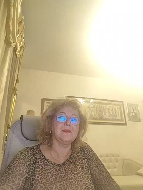 KarinkaSweet Adult Chat October 30, 2025