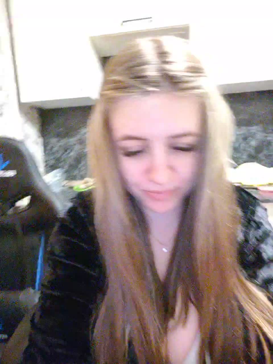 Innokentiy449 Adult Chat October 31, 2025