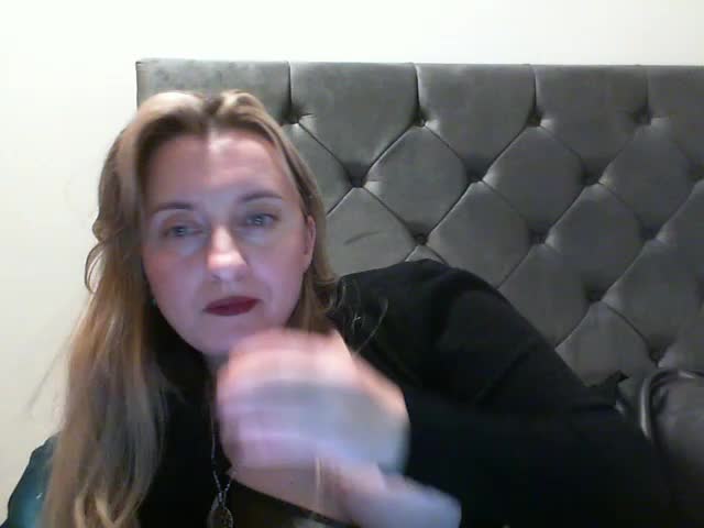 RuslanaFlower Adult Chat October 31, 2025