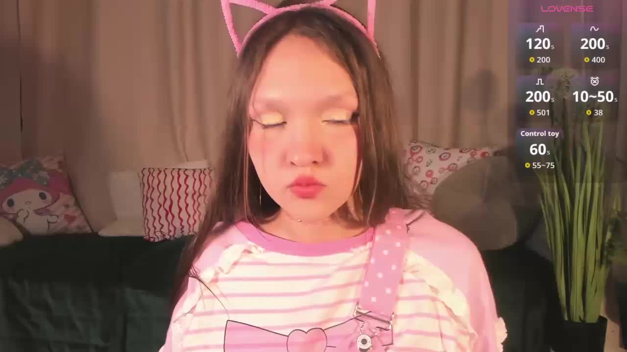 CuteLolly Adult Chat October 31, 2025