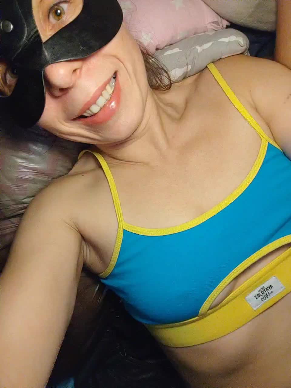 WILD-love-WILD Adult Chat October 31, 2025