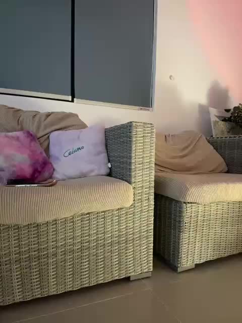 LittleDelora Adult Chat October 30, 2025