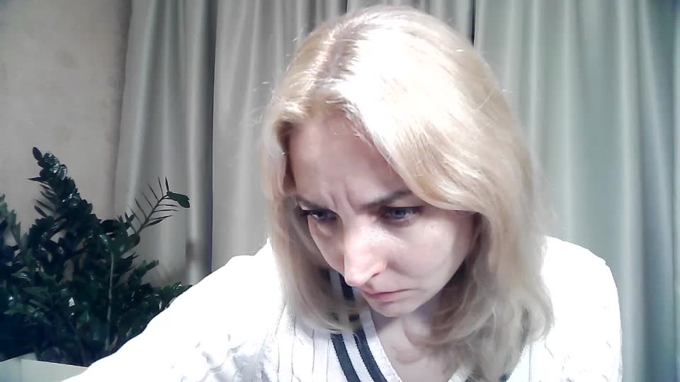 mariska-kiska Adult Chat October 30, 2025